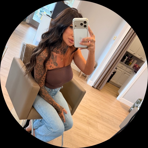 chloeretzloff
